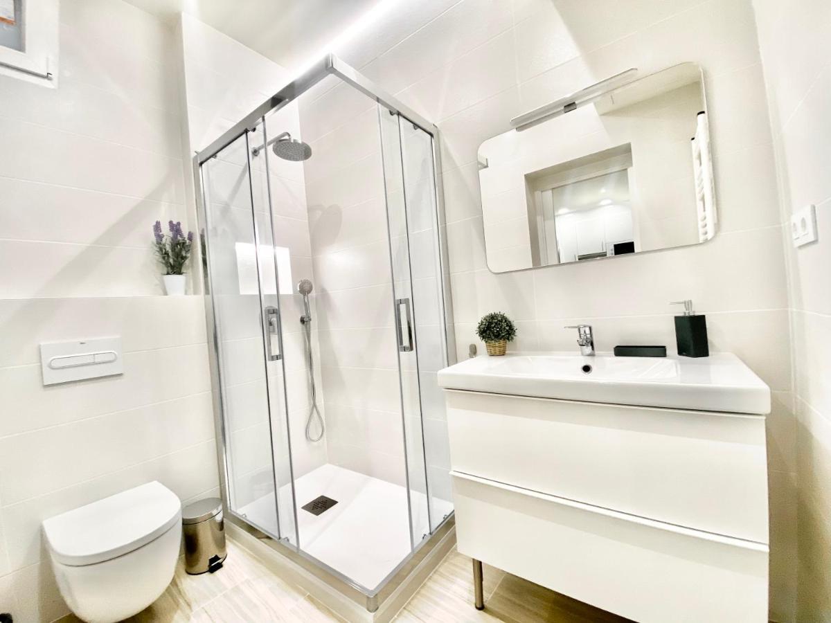 Apartamento Madrid Junto Palacio Real エクステリア 写真